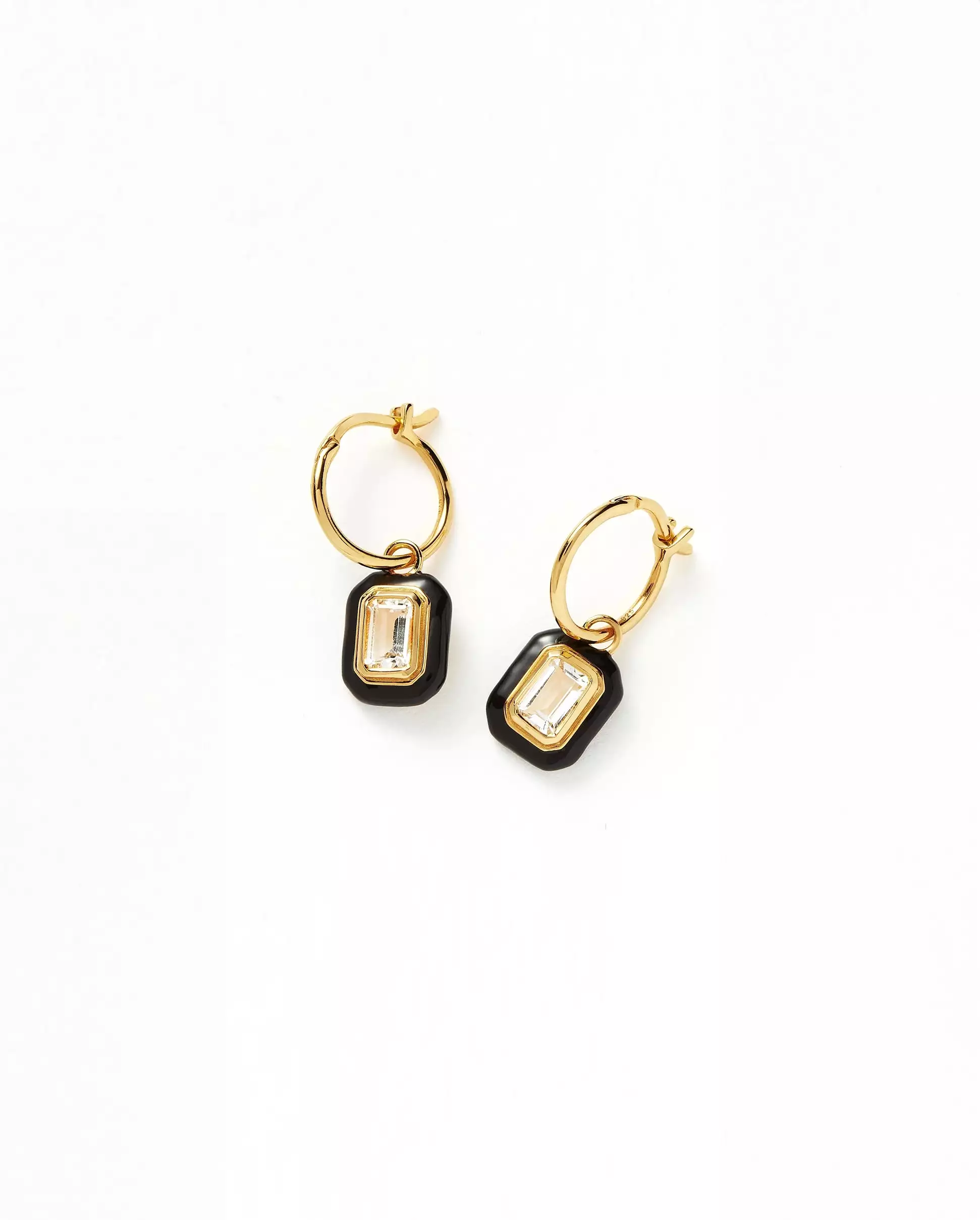 BLACK STONE AND ENAMEL CHARM HOOPS / GOLD/BLACK