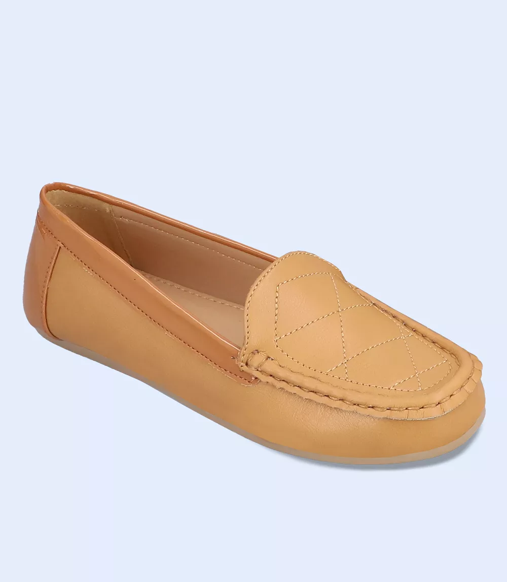 BW8876-TAN-Women Comfort Moccasins