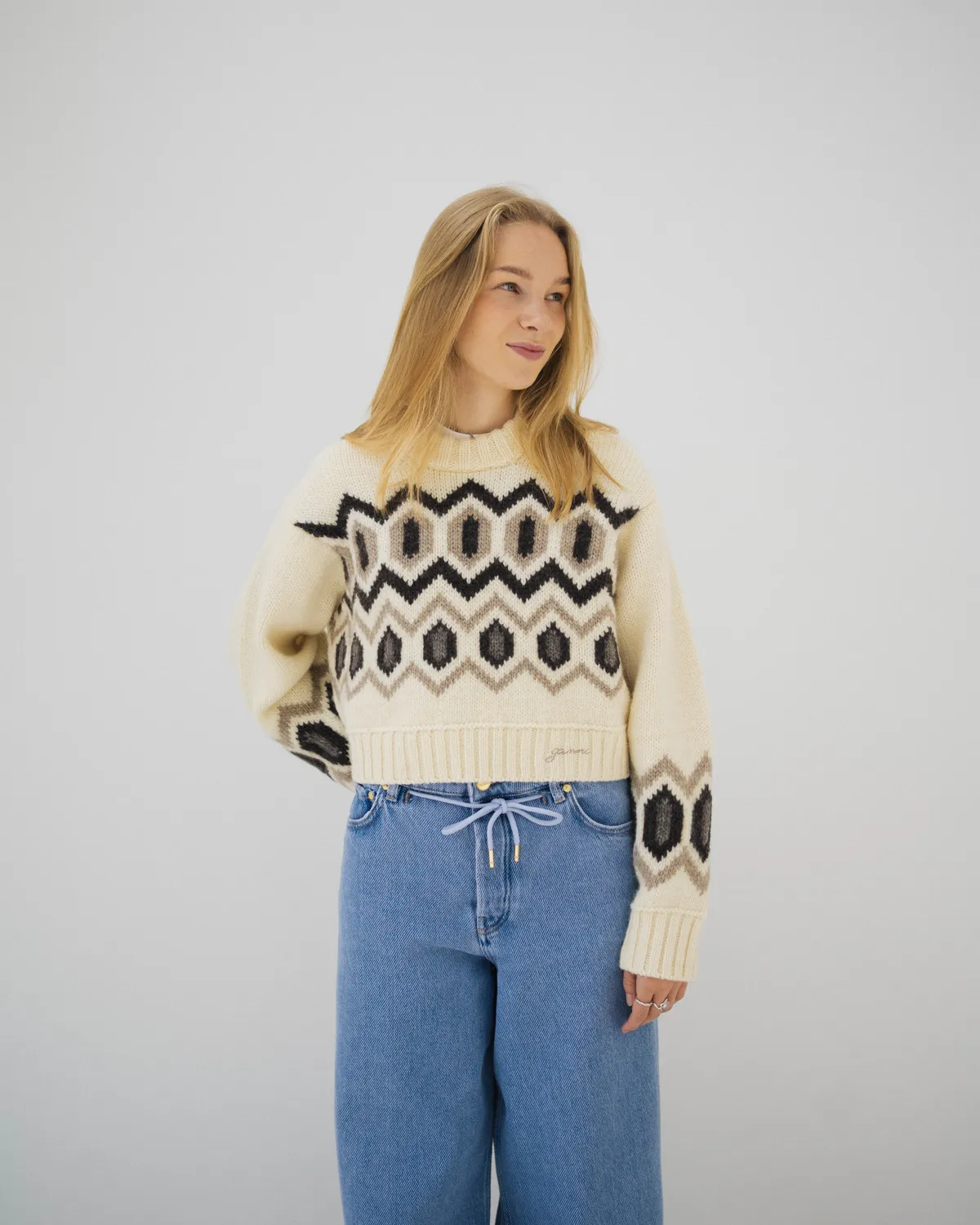 Chunky Graphic Wool Cropped O-neck - Egret