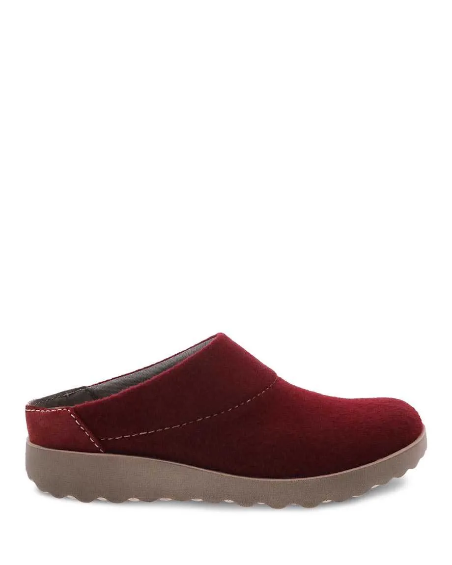 Dansko Womens Lucie Wool Clog- Cranberry Wool