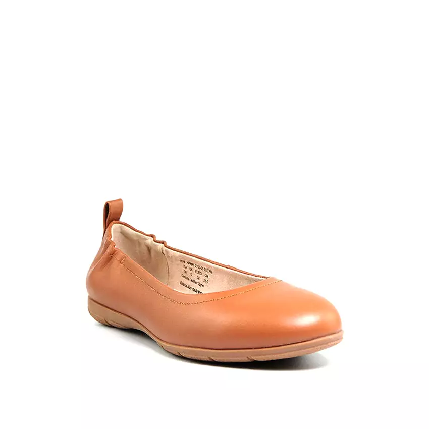 Essie Slip On Women's Shoes - Tan Leather