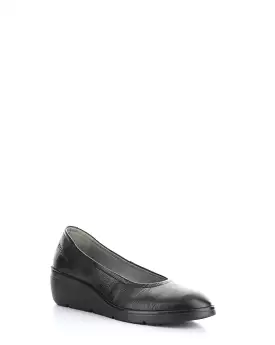 NUMA570FLY 004 BLACK Round Toe Shoes