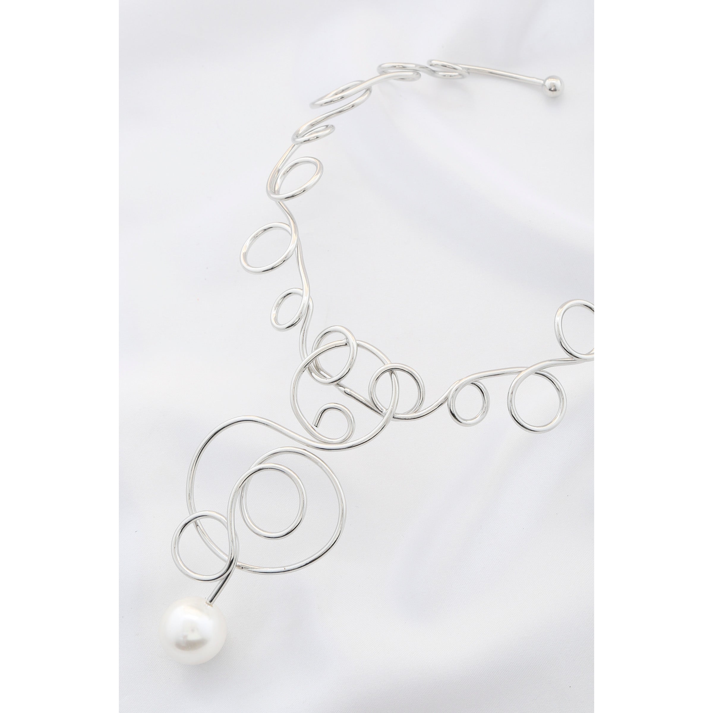 Pearl Swirl Metal Necklace