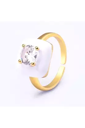 PRETTY SQUARE RING WHITE