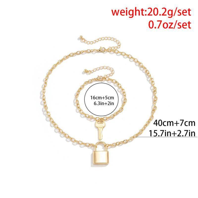 Women's Simple Lock Pendant Necklaces